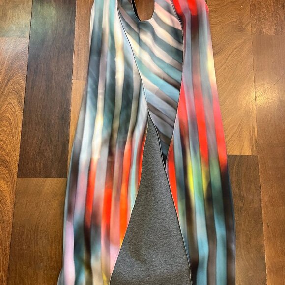 Elie Tahara Dress, size 6 (fits like an 8) multicolored, grey panel sides - Picture 4 of 5